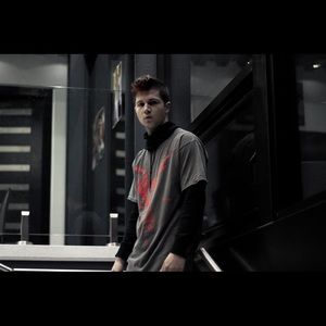 Meet your Posher, Josh